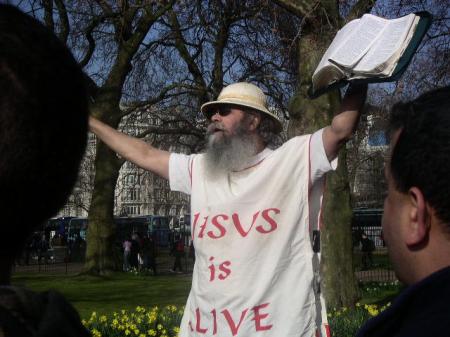 speakers-corner-jesus-is-alive-2-722494 speakers-corner-jesus-is-alive-2-722494